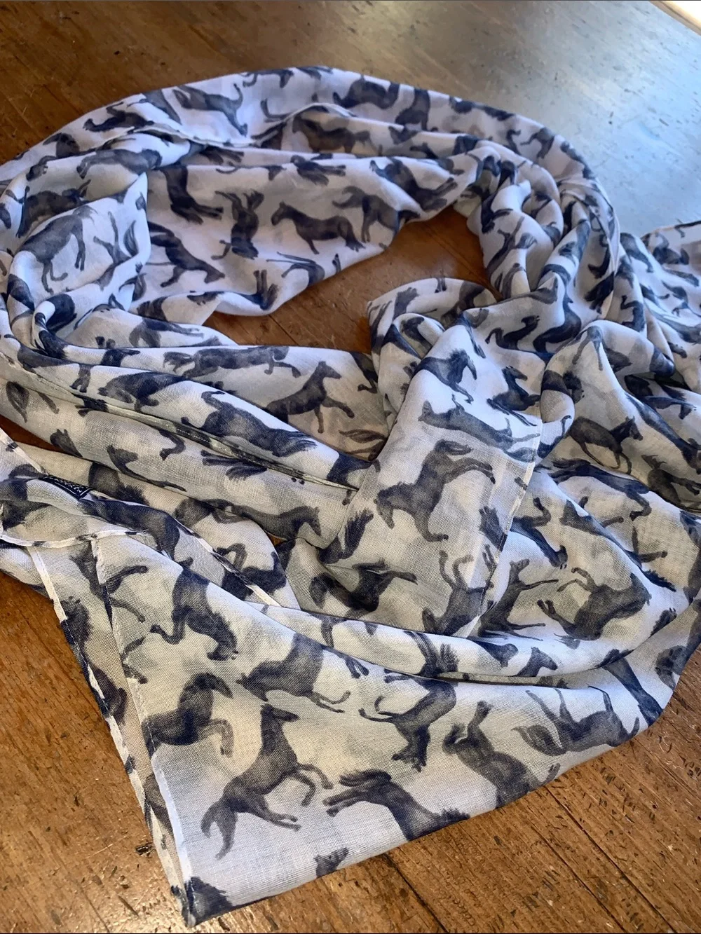 Joules lightweight scarf